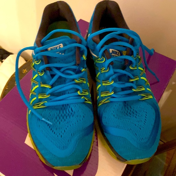 Nike air max womens cross training shoe size 8 lightly used - Picture 1 of 4